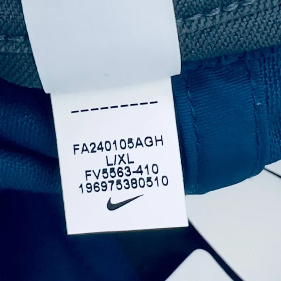 NIKE HAT/CAP UNISEX, NAVY BLUE COLOR, UNISEX, ADJ STRAP, WHITE LOGO EMBROIDERED - Picture 10 of 13